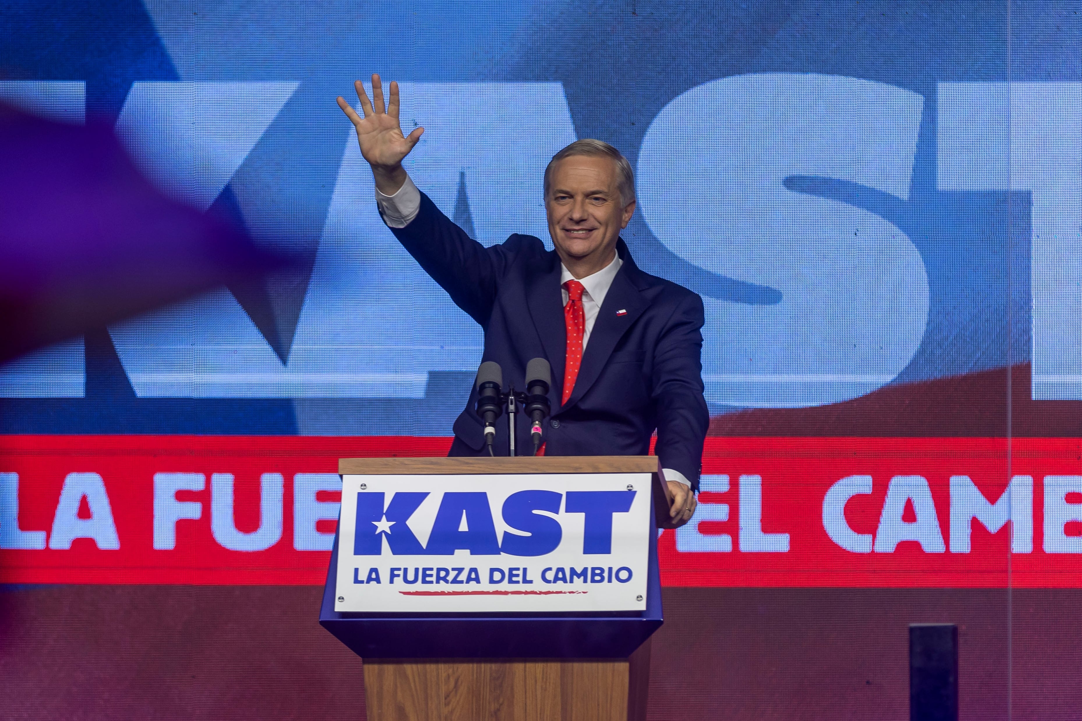 ¡Terremoto electoral en Chile! Causas y proyecciones del avance de la derecha