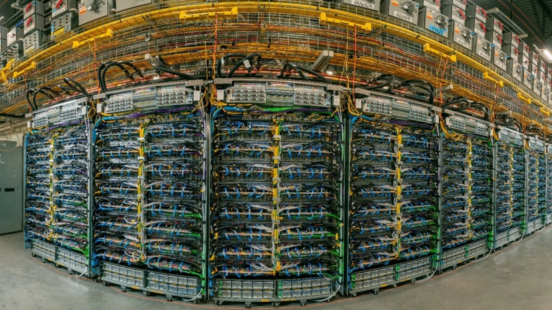 La IA gastará tanta luz como cien reactores en 2030: estos serán los ganadores