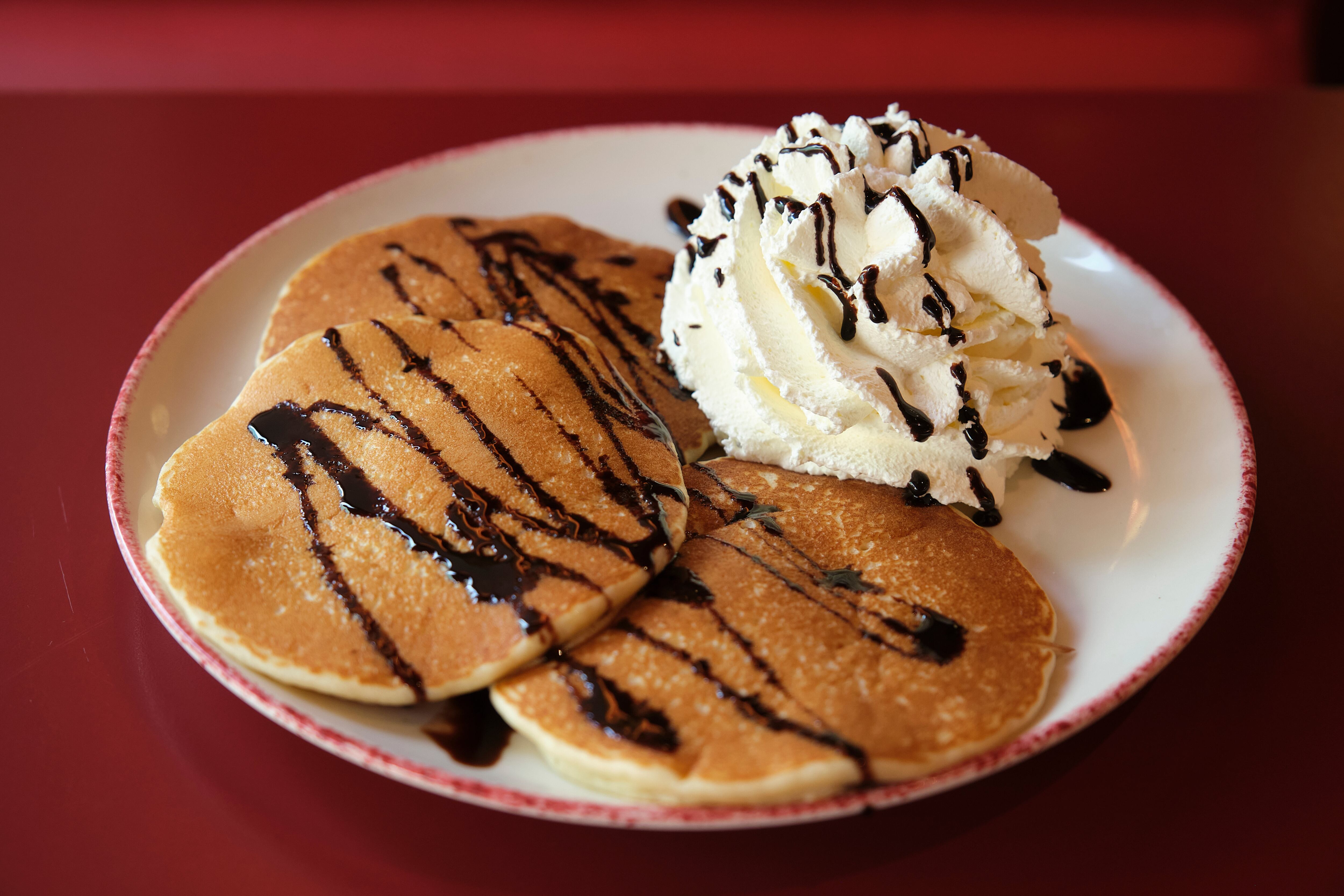 VIPS, icono castizo-pop de la cultura madrileña que vio fundar La Panda del Moco