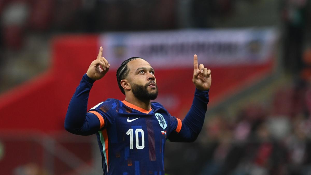 Países Bajos empata ante Polonia (1-1) y se acerca al Mundial