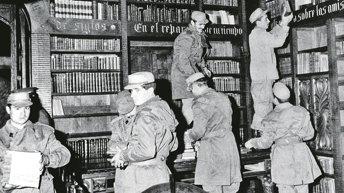 De la familia Franco a un incendio: el atribulado destino de la biblioteca de Emilia Pardo Bazán