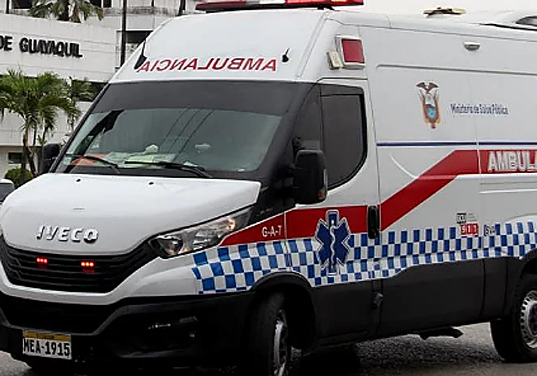 Al menos 21 muertos y 40 heridos en un accidente de autobús en Ecuador