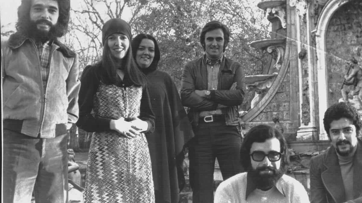 En la radiofórmula, secretarias enamoradas y hombres solitarios