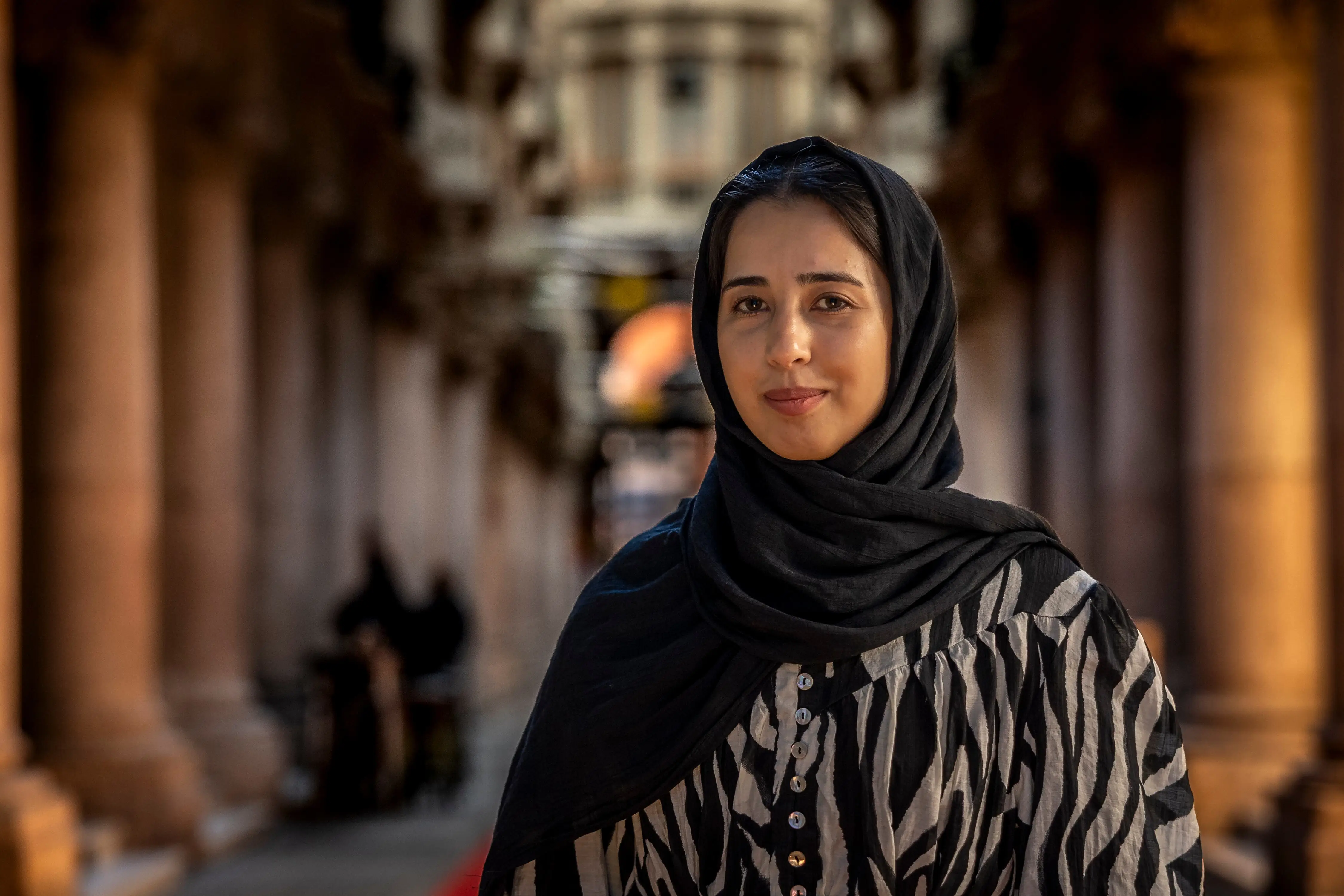 Imagen 1 de Las dificultades para encontrar trabajo con hiyab: “Tienes un buen currículum, pero no puedes llevar el velo”