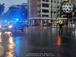 Atropella a un hombre sin percatarse y arrastra su cadáver en los bajos del coche durante unos seis kilómetros por las calles de Sevilla
