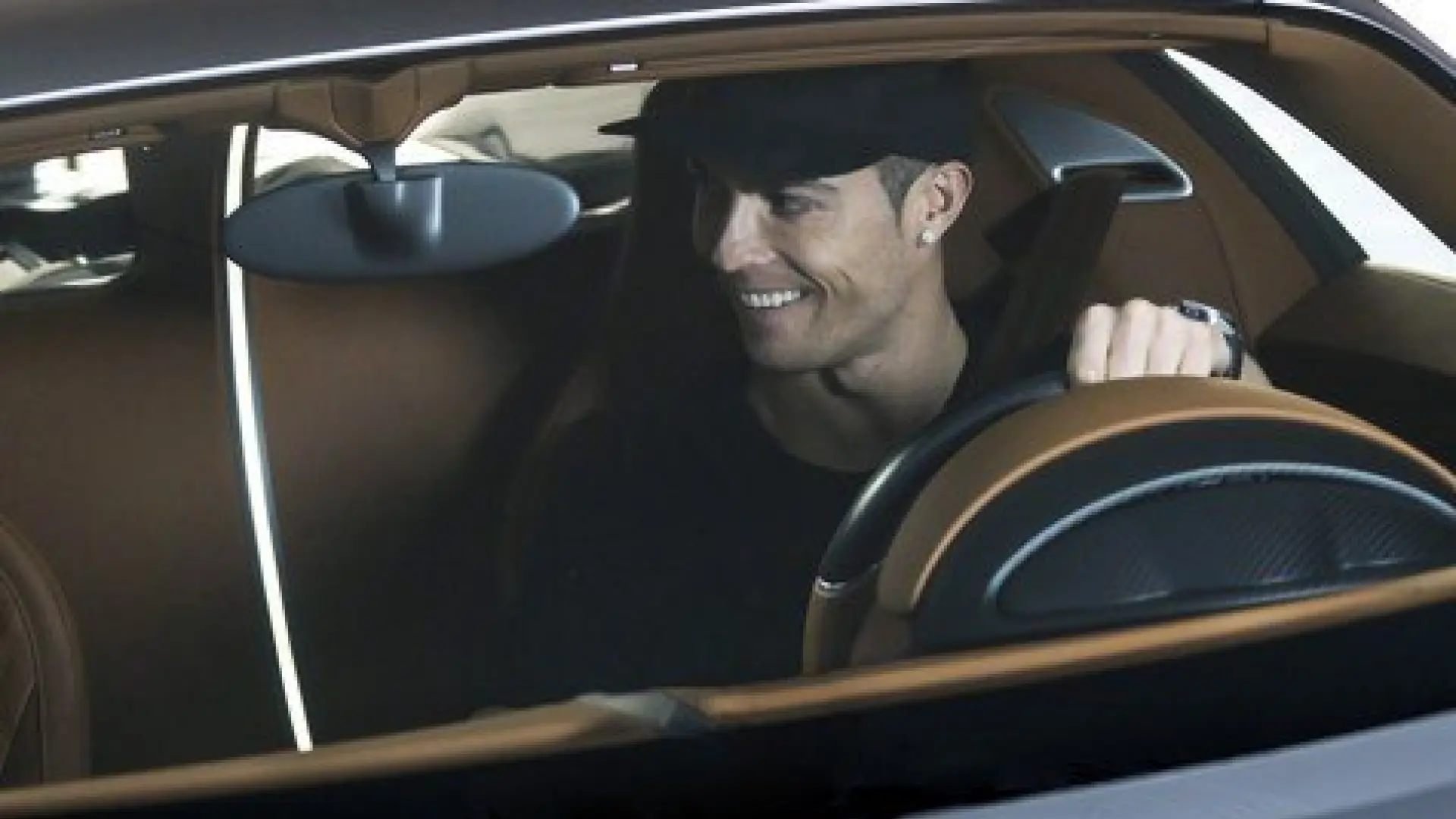 Cristiano Ronaldo, rotundo, sobre su marca de coches favorita: "Me encantan, son bestias diferentes"