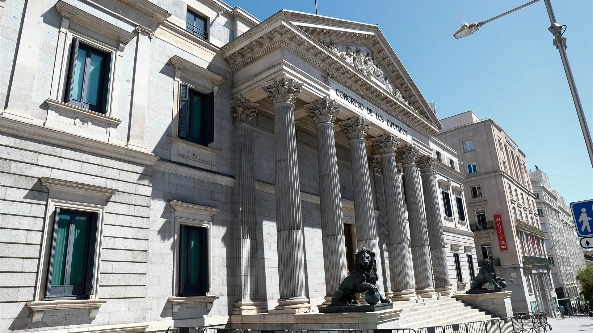 El fin de las 'puertas giratorias', entre las enmiendas al registro de 'lobbies' del Congreso