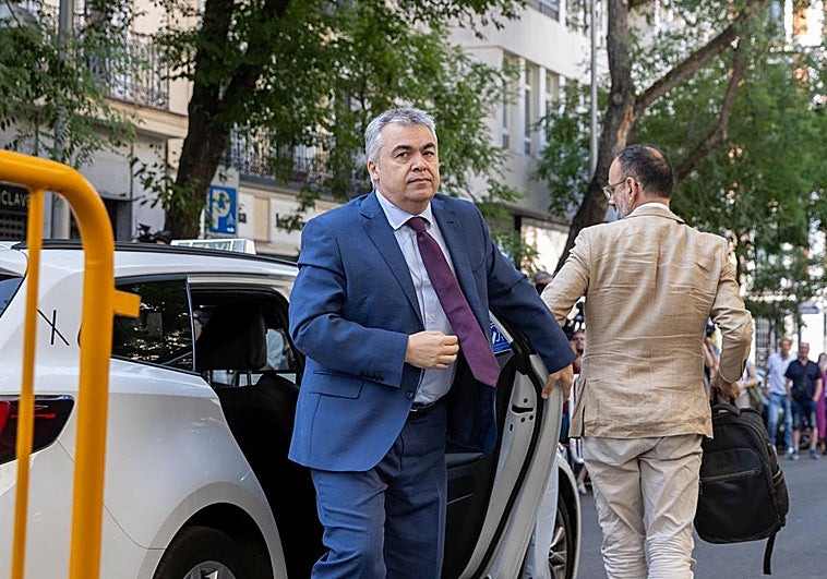 La empresa que se llevó contratos de obra con Acciona pagó el alquiler de Santos Cerdán en el centro de Madrid hasta este julio