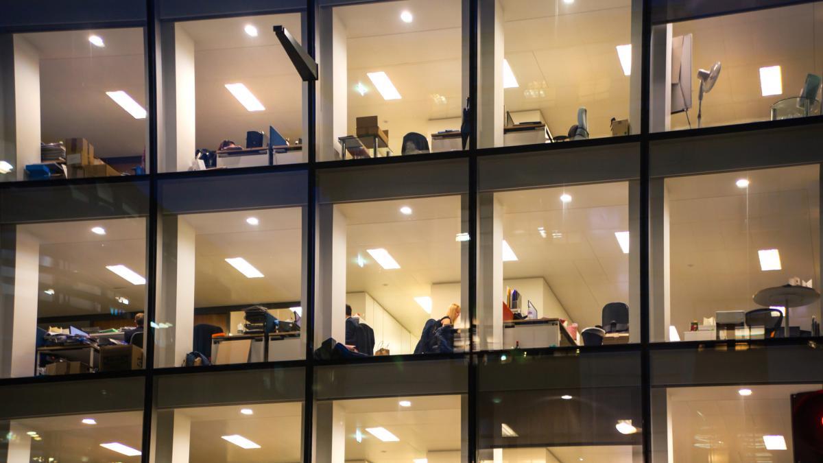 Multinacionales con un solo empleado