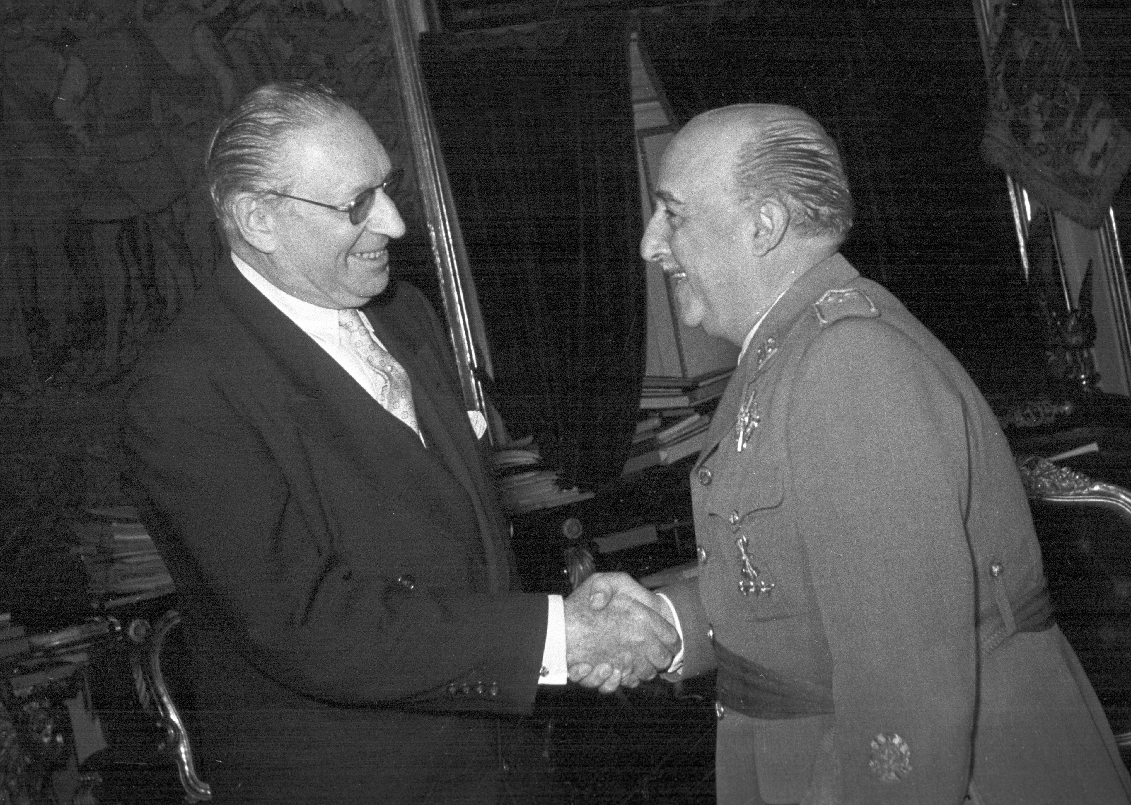 “Nosotros, hijos de los vencedores y de los vencidos”: el inicio adelantado de la Transición