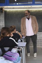 El profesor que pone a trabajar con las manos a los alumnos con malestar emocional: "Veo en los hijos hiperprotegidos síntomas de los hijos abandonados"