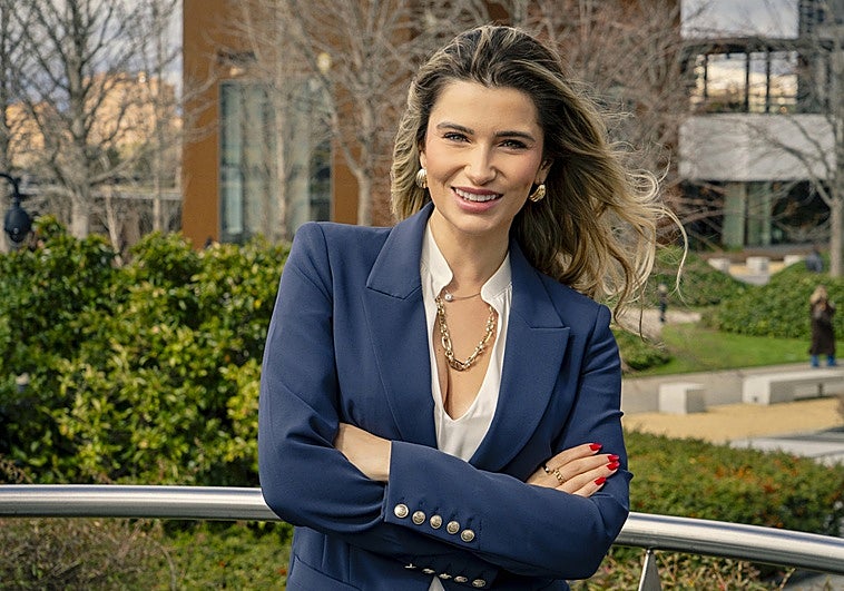 Claudia Nicolasa, psicóloga: «Es manipulación cuando dedicas energía a entender el comportamiento de alguien»