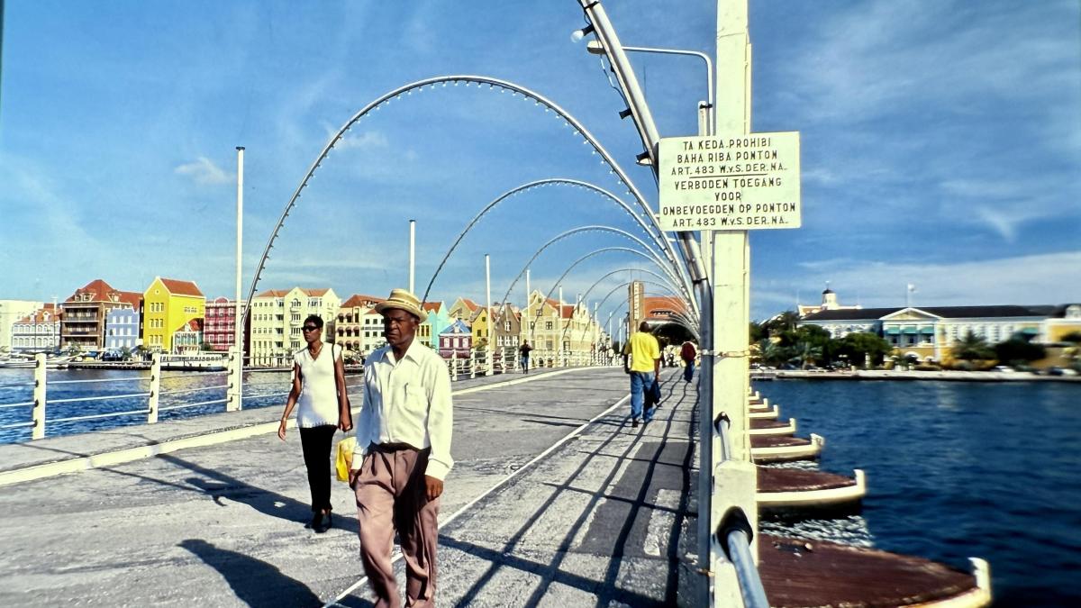 Curaçao, la colorida isla de la curación