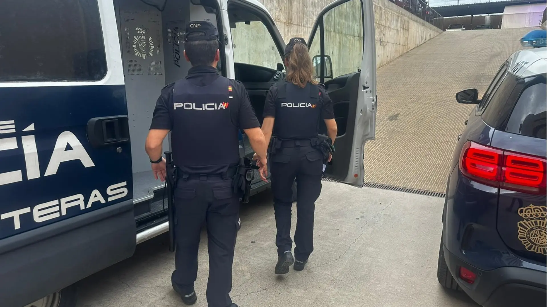 Imagen 1 de Detenido un menor por tráfico de drogas en Ibiza