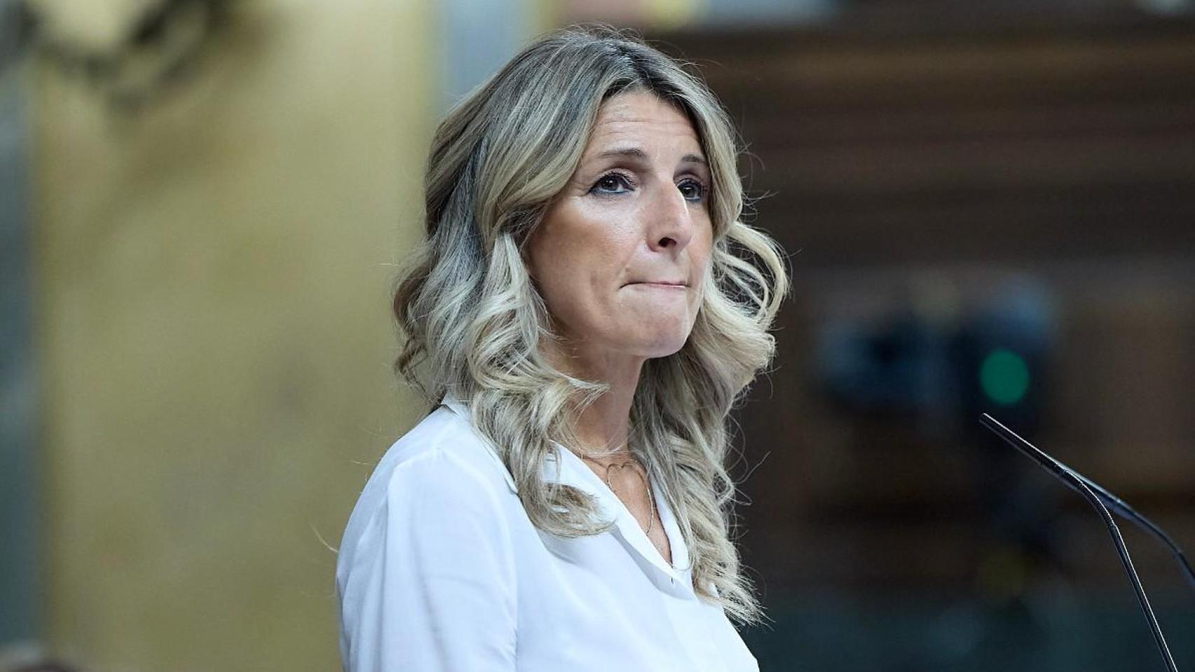 Yolanda Díaz, de Sumar a restar: la caída de su valoración y la enemistad con Irene Montero ponen en duda su continuidad