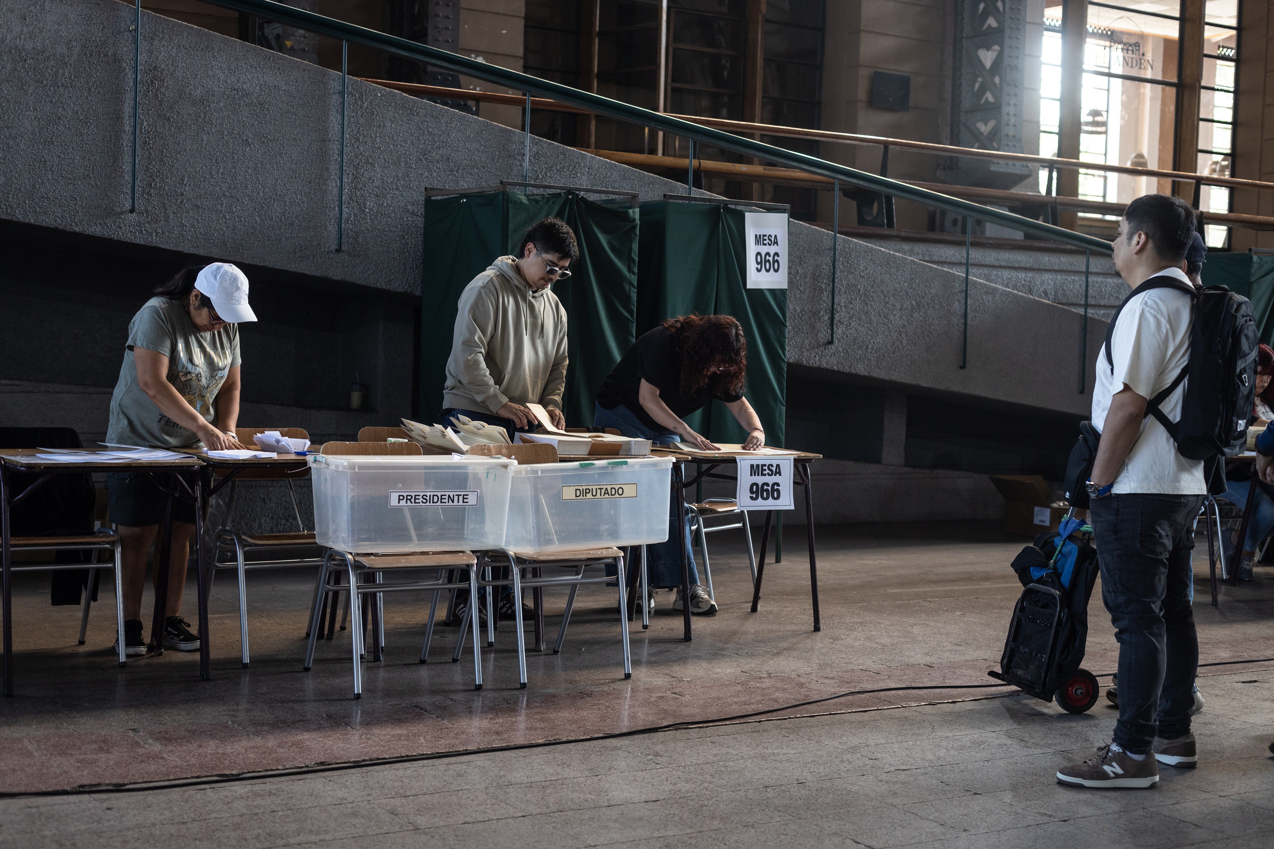 La jornada electoral de Chile, en imágenes