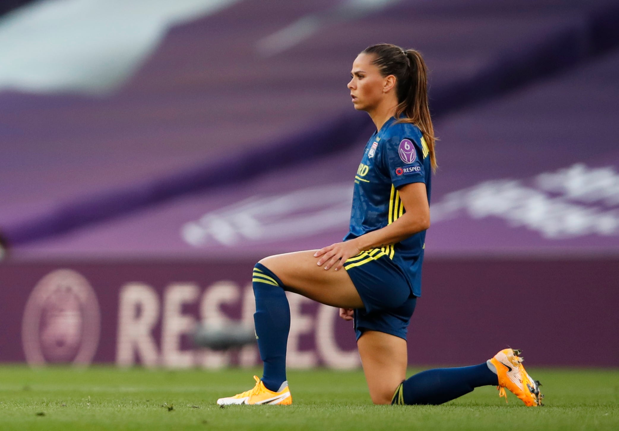 En un mundo ideal, los hijos vengan a sus madres