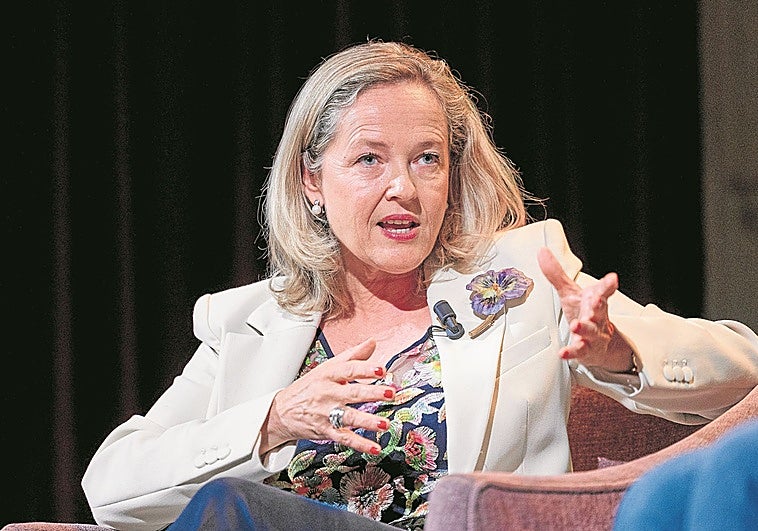 La era Calviño vista por Nadia Calviño: «Parecía que alrededor del Gobierno todos actuaban de forma irresponsable»