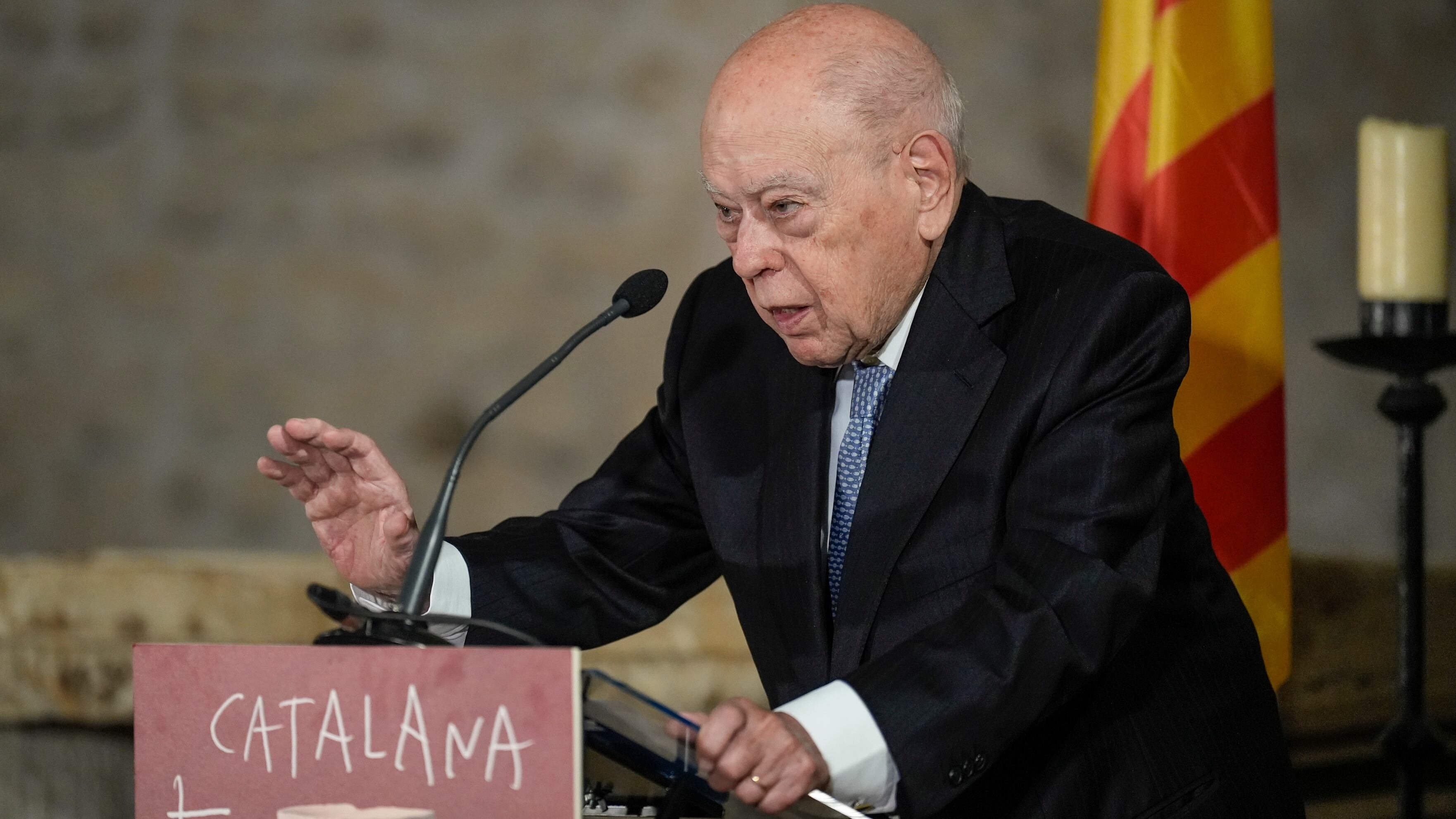 Jordi Pujol, ingresado en un hospital de Barcelona por una neumonía