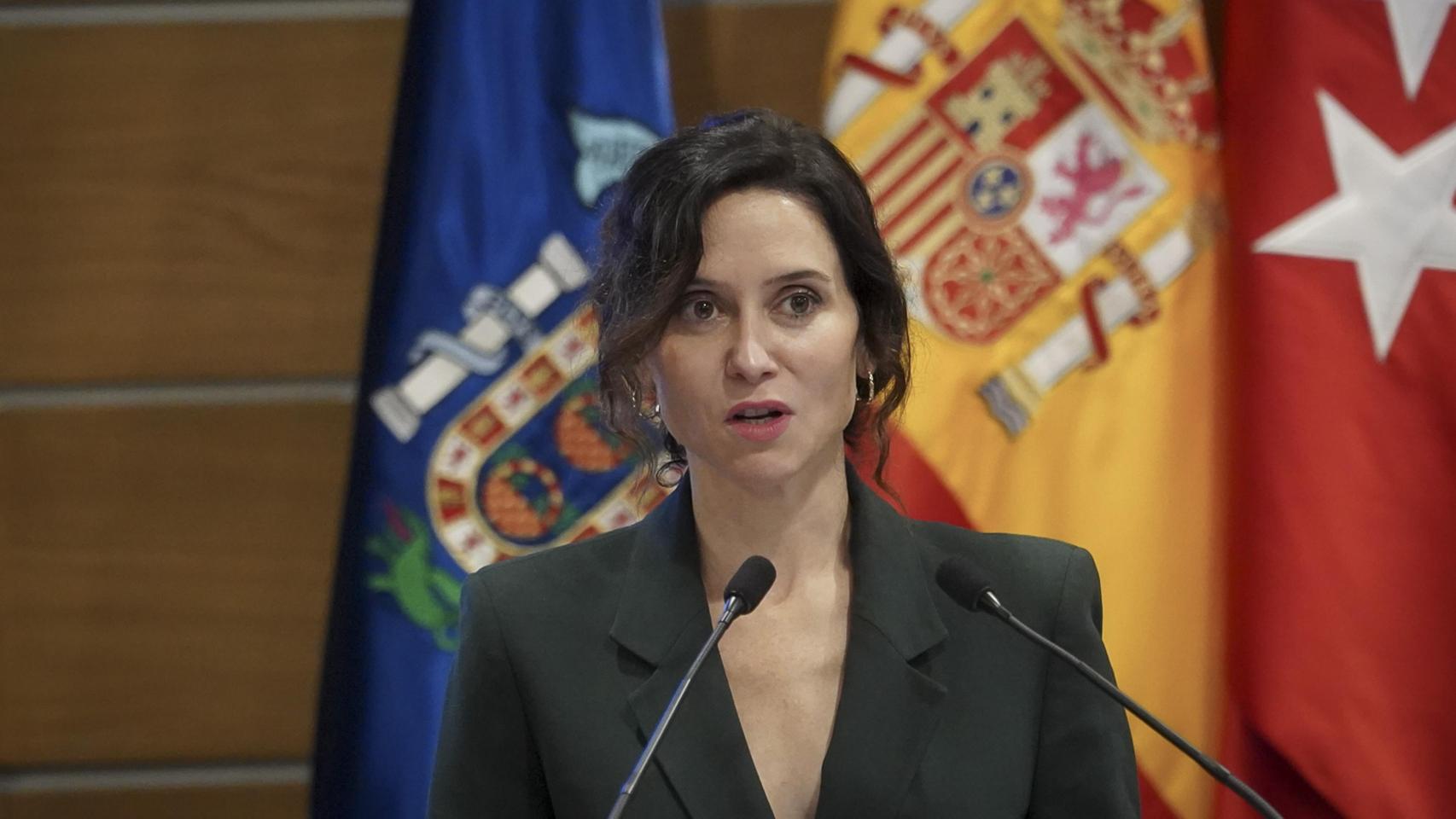 Ayuso recurre el decreto de creación de universidades de Sánchez por atentar contra la libertad de empresas