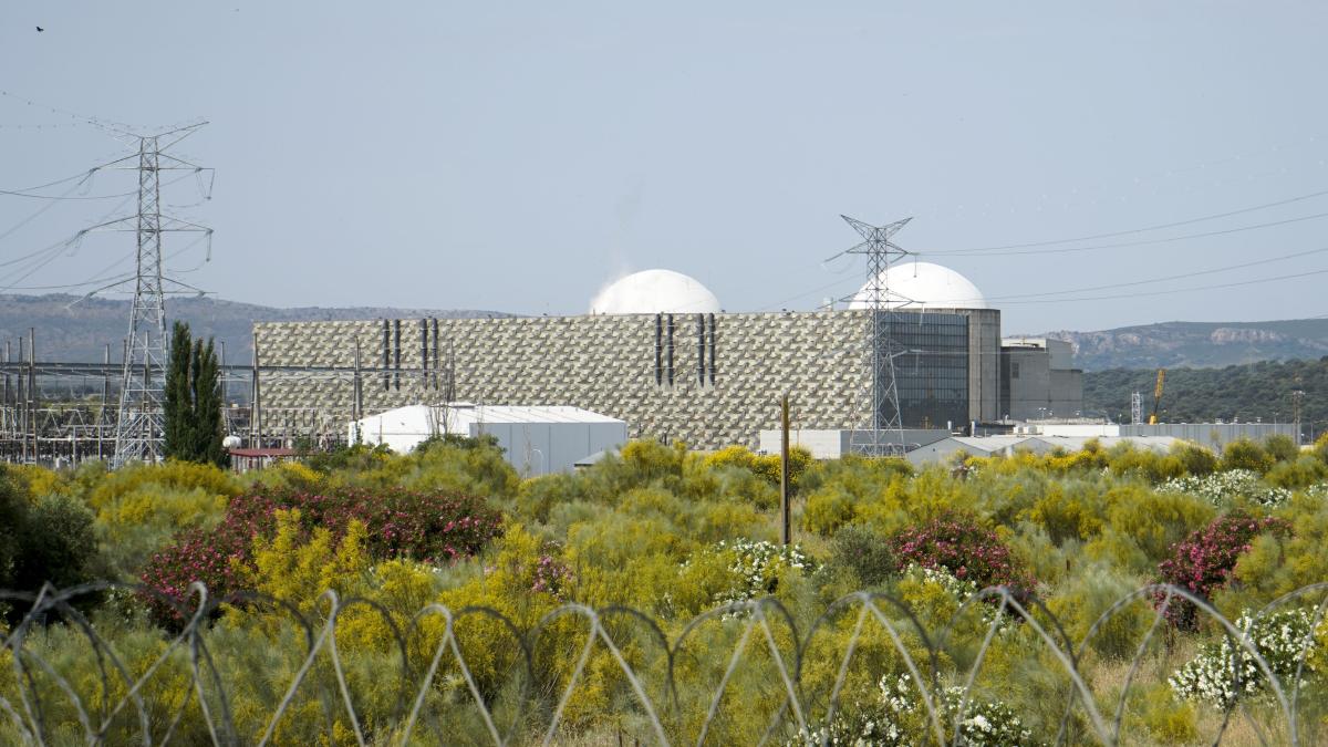 Las eléctricas y el Gobierno apuran los plazos para retrasar el cierre