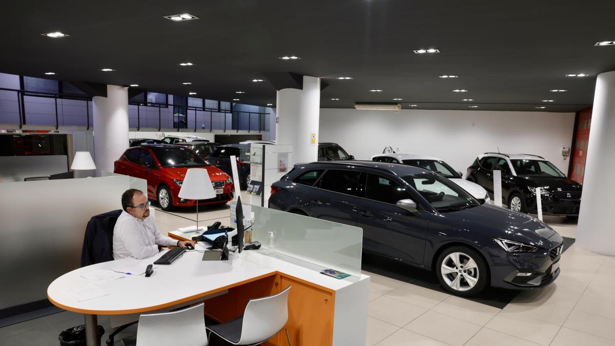 La búsqueda de rentabilidad alienta las compras y fusiones de concesionarios