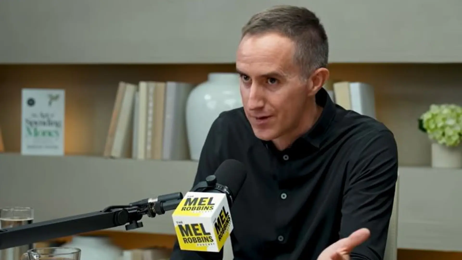 Morgan Housel, experto en finanzas: "Este es el dinero que necesitas para ser feliz"