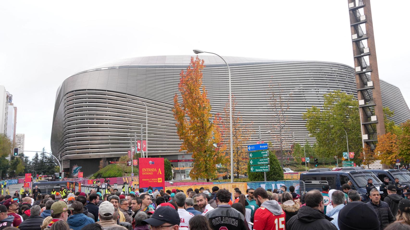 Caos absoluto, colas interminables y amagos de pelea en las colas de la NFL: "No vamos a llegar nadie a tiempo"