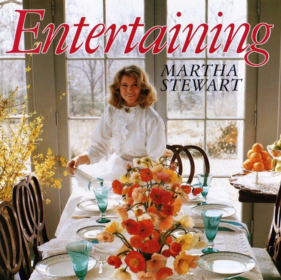 Martha Stewart reedita su primer libro dedicado a ser la perfecta anfitriona. ¿Por qué la generación Z la reivindica como icono aspiracional?