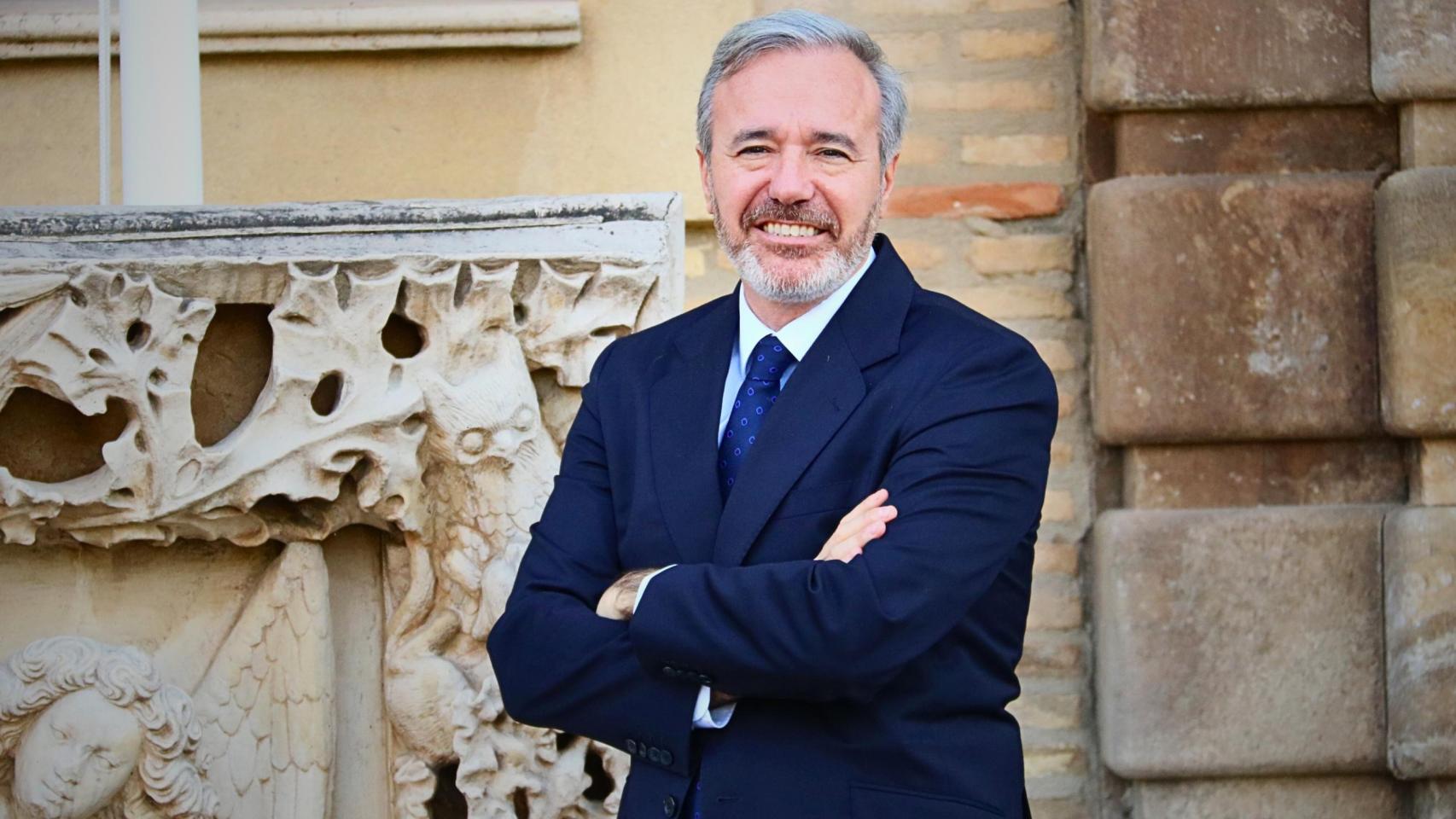 Jorge Azcón: "Sorprende la degradación moral del PSOE. Lo de Ábalos con las mujeres era para una dimisión en cadena"