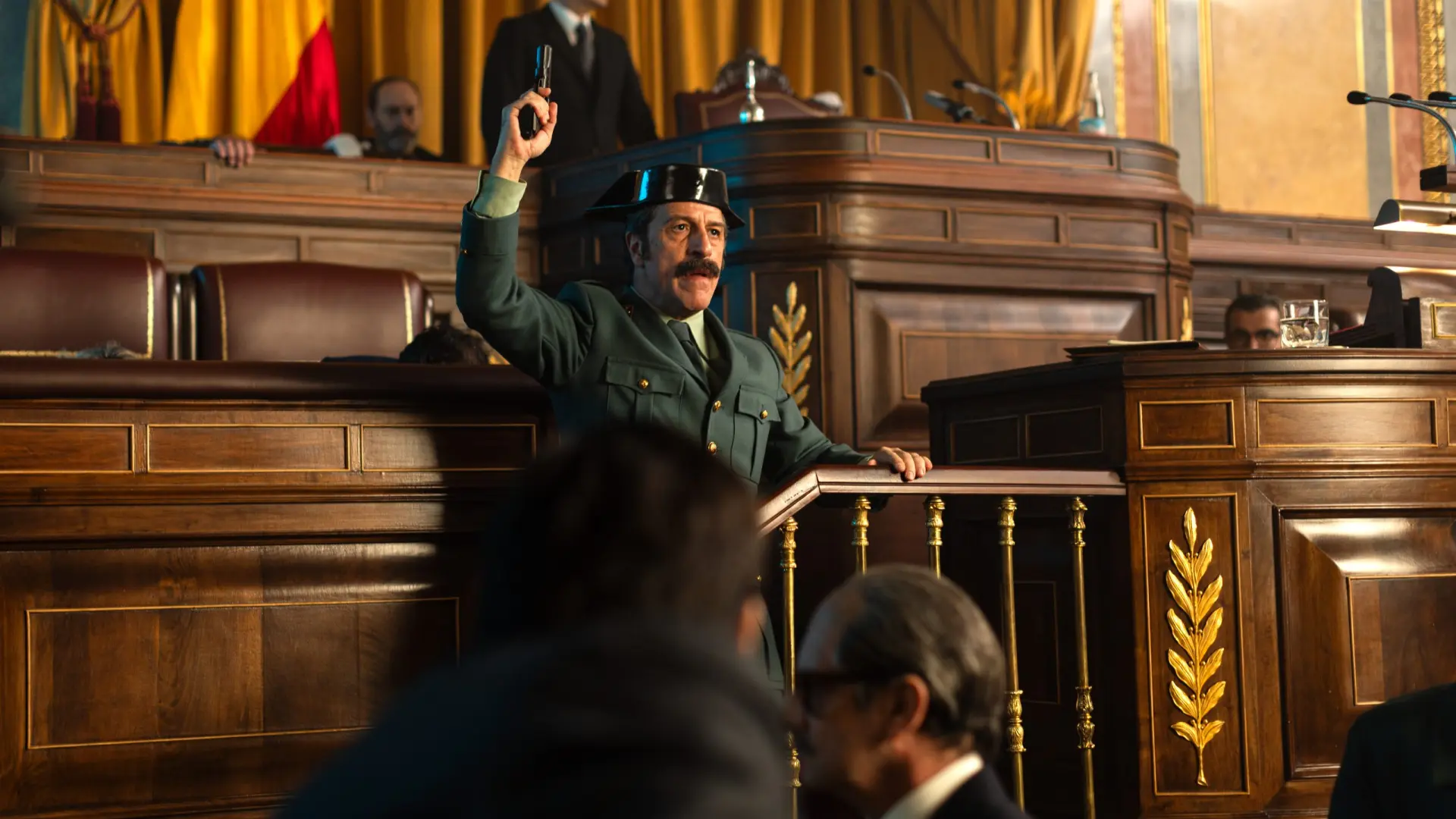 La nueva serie sobre el 23-F que llega a Movistar Plus+ y está protagonizada a Álvaro Morte y Eduard Fernández