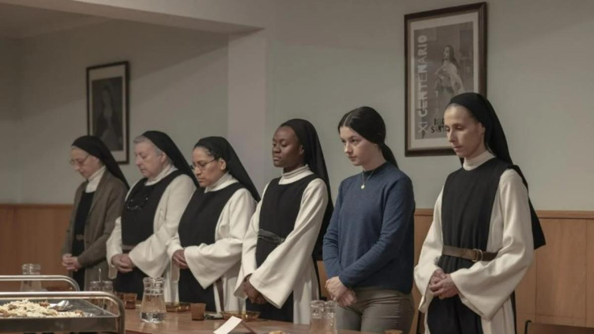 Llamar a Dios y que se ponga