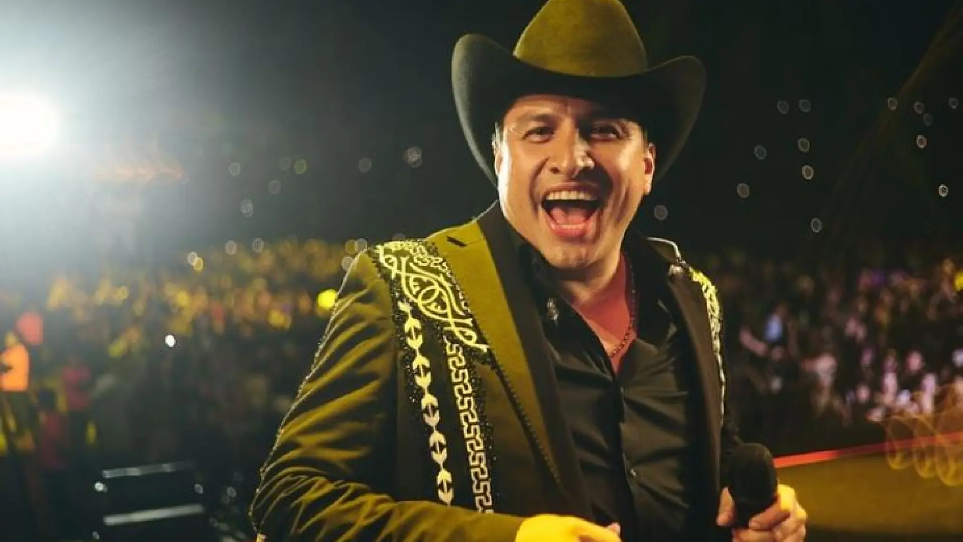 Detienen por narcotráfico al piloto privado del cantante Julión Álvarez