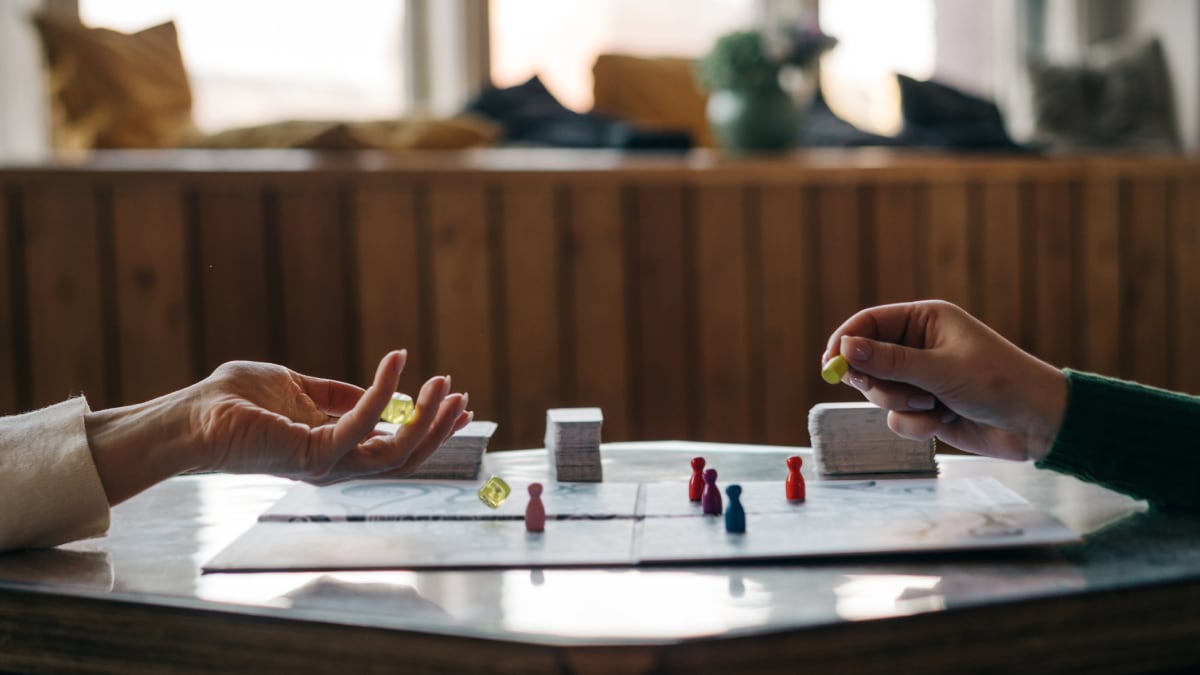 10 juegos de mesa para adultos que arrasan en Amazon y que van más allá del Catan (algunos ya tienen descuento)