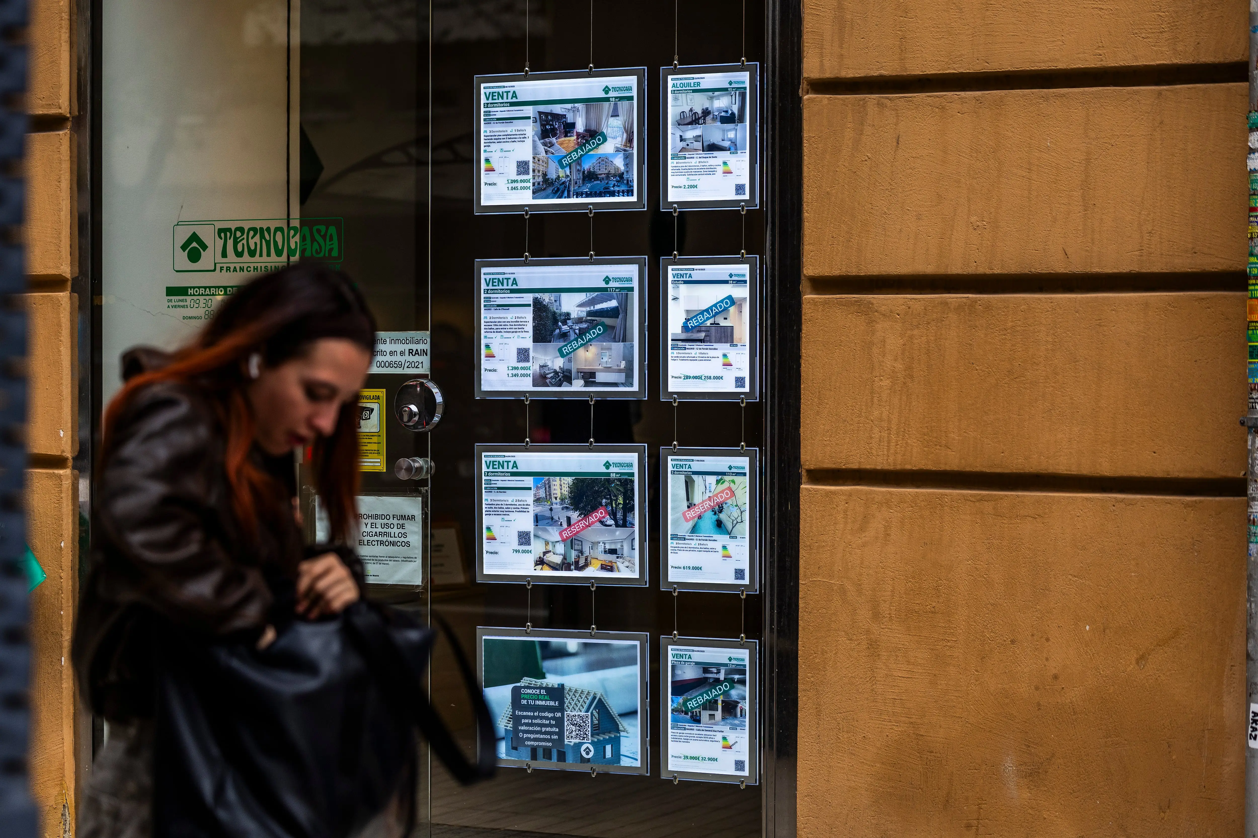 Imagen 1 de Los tasadores hipotecarios extienden un mes más la huelga para protestar por sus condiciones laborales