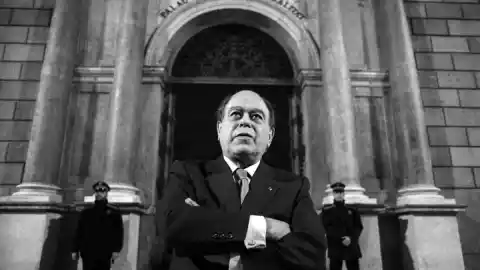 Imagen 1 de Jordi Pujol y la hoja de ruta de la construcción nacional que acabó con el oasis catalán