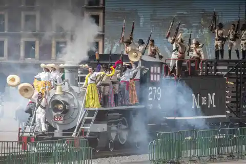 Imagen 1 de Desfile del 20 de noviembre en Ciudad de México: horario, nueva ruta en 2025 y calles cerradas