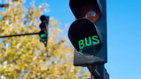 Imagen 1 de ¿Qué es la prioridad semafórica y cómo se plantea implementar para mejorar la movilidad en la ciudad?