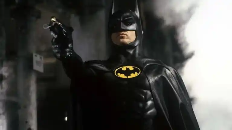 Imagen 1 de El Batman de Michael Keaton encuentra la pieza que falta 33 años después: así se ha expandido el universo de Tim Burton