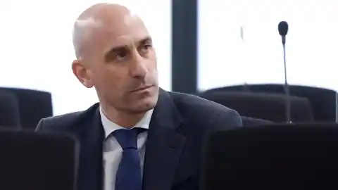 Imagen 1 de Luis Rubiales carga contra Louzán: "Le ha dado las llaves de la Federación a Tebas"