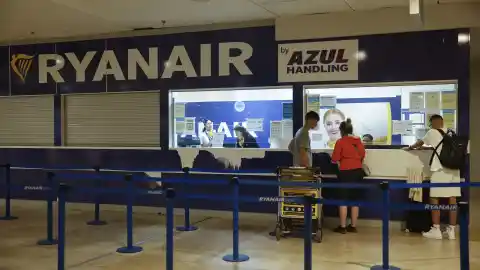 Imagen 1 de Ryanair suspende de manera repentina su programa de descuentos por las pérdidas y por no captar clientes