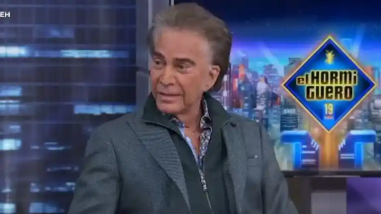 Imagen 1 de La aerolínea que pidió a 'El Puma' que abandonara el avión se explica: "Dimos prioridad a la seguridad y a la normativa"