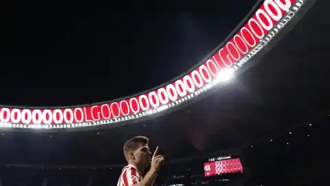 Imagen 1 de Un doblete de Sorloth mantiene al Atlético en una nube