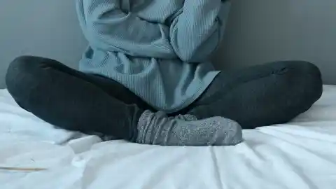 Imagen 1 de Amir Khan, médico, sobre tener siempre los pies fríos: "Puede darte pistas sobre tu salud"