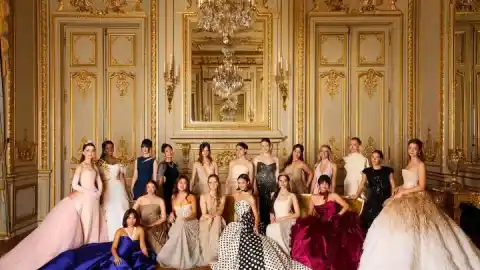 Imagen 1 de Las jóvenes que han debutado en Le Bal de París, con representación española