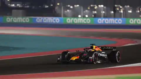 Imagen 1 de Verstappen vence a los McLaren y se regala una última vida en Abu Dabi; podio de Sainz