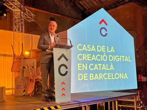 Imagen 1 de Barcelona pone en marcha la Casa de la Creació Digital en Català para potenciar el uso de la lengua en Internet y en la calle