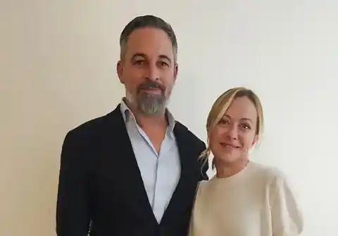 Imagen 1 de Meloni y Abascal se reúnen para «hablar sobre la situación de corrupción política» en España