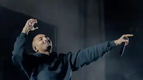 Imagen 1 de El rapero Morad, detenido por incumplir la orden de alejamiento de su padrastro