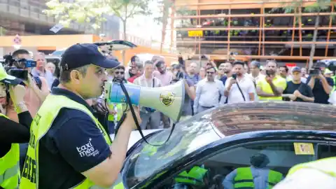 Imagen 1 de Encuesta: ¿Apruebas las protestas de Élite Taxi en Barcelona?